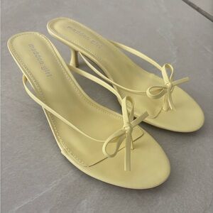 Madden Girl Light Yellow Bow Heels